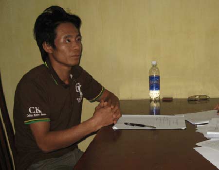 Đặng Tiến Thân tại cơ quan công an