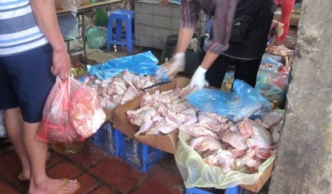 Ở Hà Nội còn tồn tại chợ 