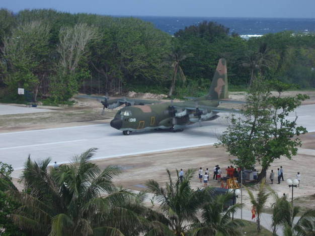 Máy bay vận tại C-130 trên đảo Ba Bình thuộc quần đảo Trường Sa của Việt Nam do Đài Loan chiếm đóng trái phép