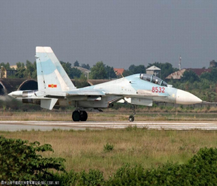 Su-30MK2 của Không quân Việt Nam. Hiện nay Việt Nam sở hữu khoảng 24 chiếc loại này