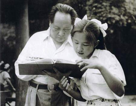 Mao Trạch Đông và cô con gái út Lý Nạp