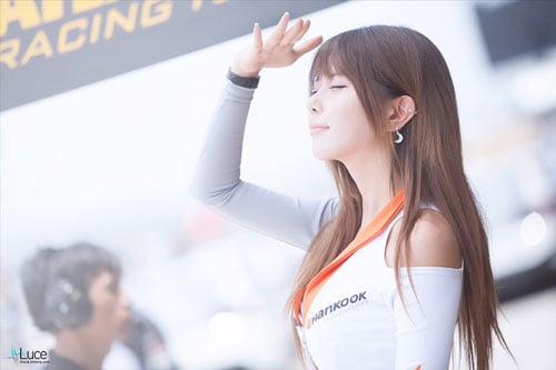 Cận cảnh vẻ đẹp như thiên thần của Heo Yun Mi.