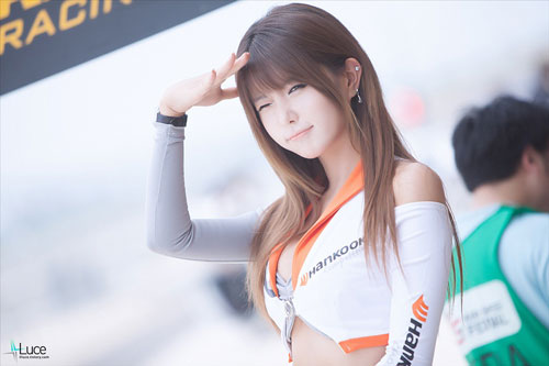 Nữ hoàng xe hơi Hàn Quốc Heo Yun Mi.