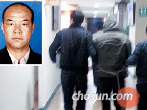 Oh Won Chun, 42 tuổi, bị tuyên án tử hình hôm 20/6 vì tội bắt cóc và giết hại một phụ nữ trẻ khoảng 20 tuổi người Hàn gốc   Trung Quốc ở thành phố Suwon (Hàn Quốc). Theo các công tố viên, Oh đã dùng một con dao làm bếp cắt thi thể nạn nhân thành 280 phần, sau đó róc thịt và loại bỏ các cơ quan nội tạng.