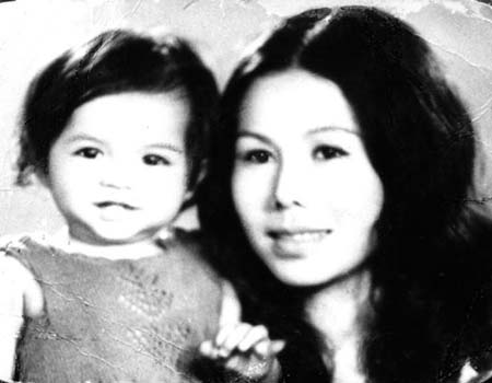 Ca sĩ Thanh Tuyền bên con gái bé nhỏ