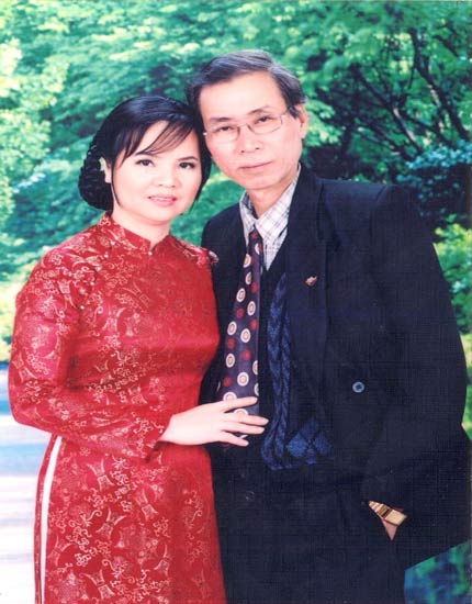 Nhạc sĩ Nghiêm Bằng và vợ Kim Bình