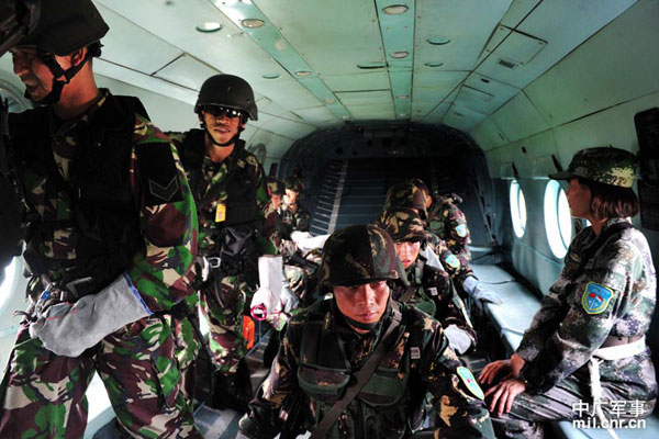 Trung Quốc hiện đang tăng cường các hoạt động hợp tác quân sự, an ninh với một số quốc gia Đông Nam Á trong thời gian vừa qua, đặc biệt là Indonesia, Campuchia và Thái Lan.