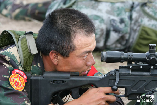 Đối với lính bắn tỉa, việc mất tích rồi bất ngờ xuất hiện, “bắn một, giết một” là điều kiện tối quan trọng để hoàn thành nhiệm vụ.