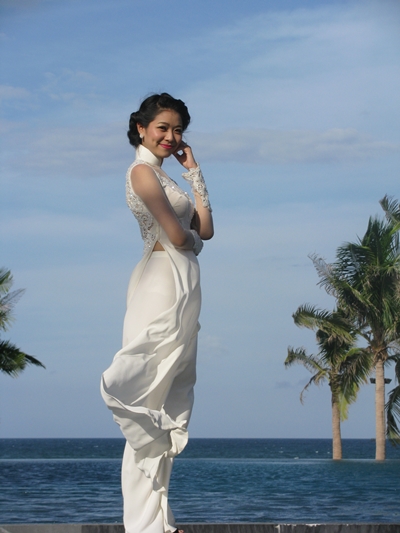 Nguyễn Thanh Thảo khoe sắc trong nắng chiều Đà Nẵng