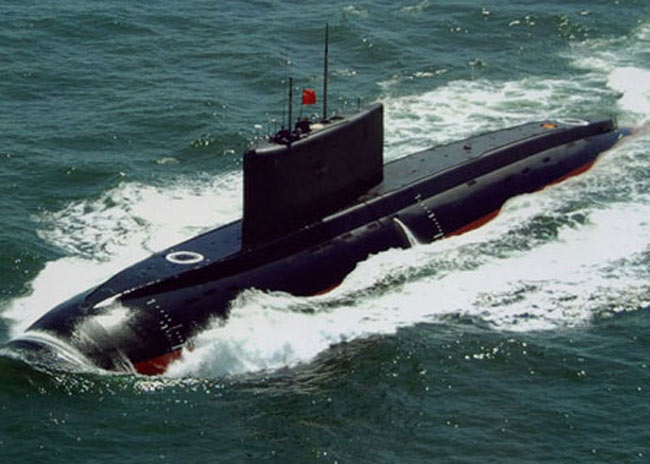 Tàu ngầm Project 636 có tải trọng 3.100 tấn, tốc độ di chuyển 20 hải lý/giờ, khả năng lặn sâu 300 mét, thủy thủ đoàn 52 người. Tàu được trang bị 6 ống phóng ngư lôi 533 mm, mìn, và tên lửa hành trình Caliber. Công ty cổ phần nhà máy đóng tàu Admiralty là nhà máy đóng tàu lâu đời nhất ở Nga, nhà máy được thành lập ngày 5/11/1704, chuyên sản xuất, thiết kế và hiện đại hóa tàu dân sự cũng như xây dựng các tàu quân sự cho quân đội sử dụng.