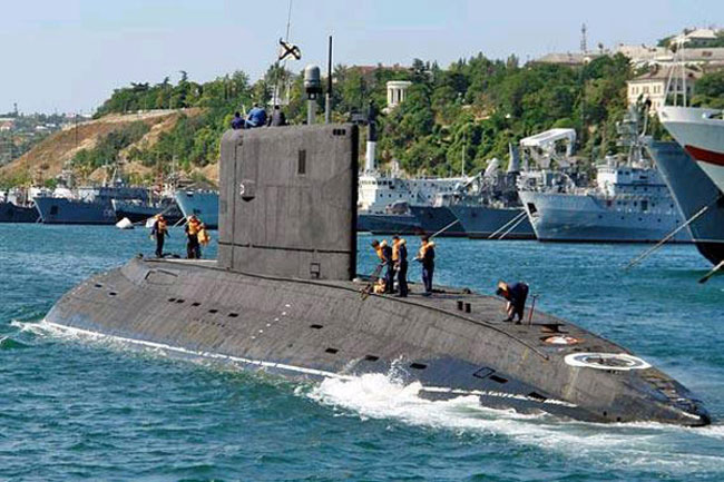 Hồi tháng 8/2011, Bộ trưởng Quốc phòng Phùng Quang Thanh cho biết, phấn đấu trong 5 - 6 năm tới, Việt Nam sẽ có một lữ đoàn tàu ngầm hiện đại với 6 tàu ngầm lớp Kilo 636. 
