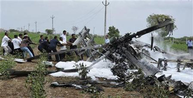 Hiện trường vụ tai nạn là một khu vực quân sự gần căn cứ không quân Jamnagar ở Gujarat, bang có biên giới với Pakistan.