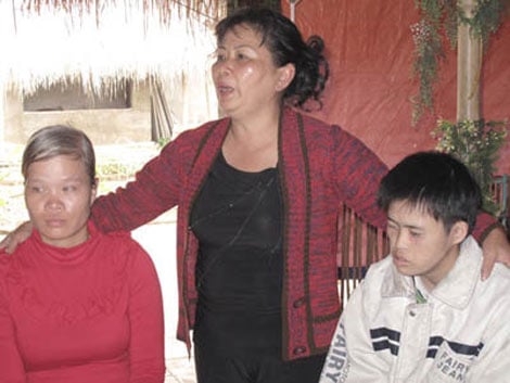 Chị Thanh Hương cùng các con