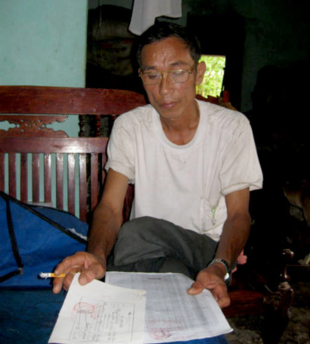 Ông Nguyễn Văn Đính kể về nỗi đau của gia đình mình.