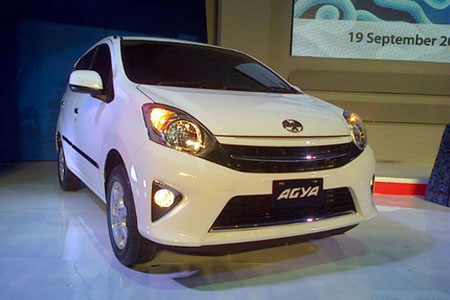 Toyota Agya vừa trình làng tại Indonesia 