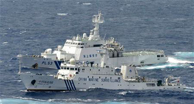 Hôm nay (24/9), lại có ba tàu Trung Quốc đi vào vùng biển gần quần đảo Senkaku/Điếu Ngư, một ngày sau   khi cục Hải dương quốc gia Trung Quốc (SOA) công bố sẽ sử dụng các máy bay không người lái để tăng   cường công tác giám sát biển