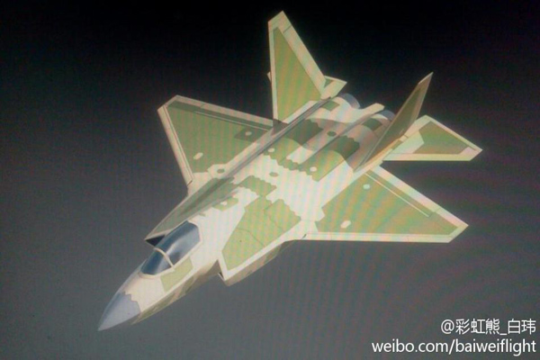 Cho dù chỉ là những hình ảnh mô phỏng nhưng theo cộng đồng mạng tại Trung Quốc thì sau khi Thi Lang đang được biên chế chính thức trong lực lượng hải quân thì loại máy bay tạm được gọi là J-31 cũng sắp hoàn thành quá trình thử nghiệp của mình...