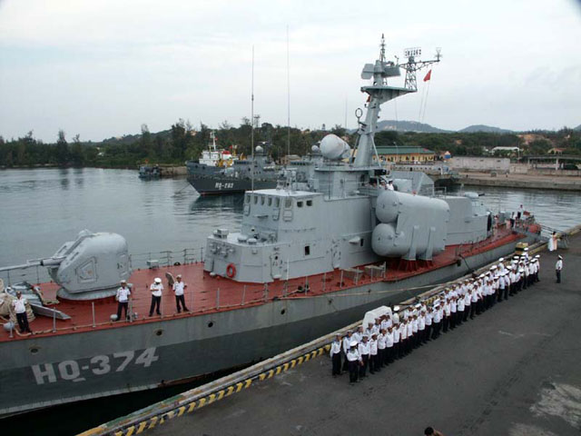 Năm 2011, Nga đã bàn giao cho Việt Nam hai tàu khu trục Gepard 3.9 project 11661E (được Việt Nam đặt tên là Đinh Tiên Hoàng và Lý Thái Tổ). Hợp đồng trị giá 350 triệu đôla đã được ký kết vào năm 2006.