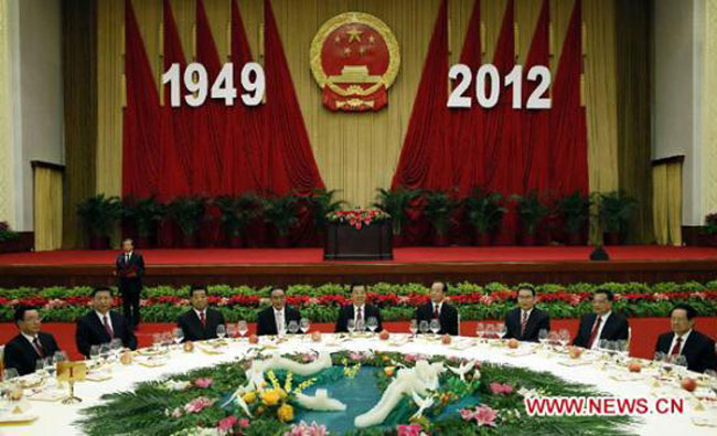 Ngày 29/9, Trung Quốc đã  tổ chức lễ kỷ niệm 63 năm ngày Quốc khánh Cộng hòa Nhân dân Trung Hoa tại Đại lễ đường Nhân dân ở thủ đô Bắc Kinh với cam kết tiếp tục cải cách và mở cửa.