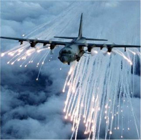 Quân Mỹ cũng viện trợ một số lượng nhỏ C-130 cho Không quân VNCH. Sau giải phóng, quân ta   thu được vài chiếc C-130 hoạt động tốt và dùng nó cho cuộc chiến tranh biên giới Tây Nam.