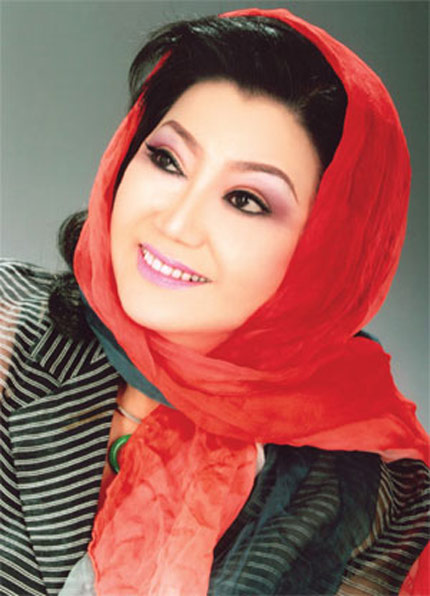 “Lớn lên trong một gia đình có truyền thống 4 đời làm nghệ thuật là điều tôi rất hãnh diện, đó cũng là lẽ sống và hạnh phúc của tôi suốt mấy mươi năm qua. Chính điều đó tạo cho tôi cơ hội để tiến xa hơn nữa trong lĩnh vực nghệ thuật. 