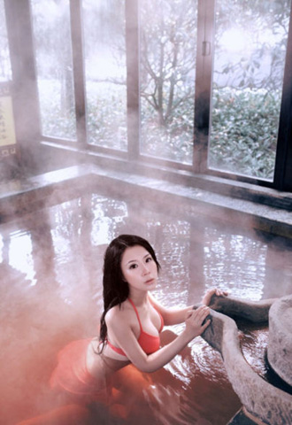 Chiêm ngưỡng sự nóng bỏng đến từ người mẫu LinLin...