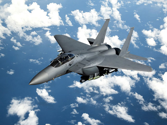 Singapore đang đầu tư vào mua sắm máy bay chiến đấu F-15SG của tập đoàn Boeing Co của Mỹ