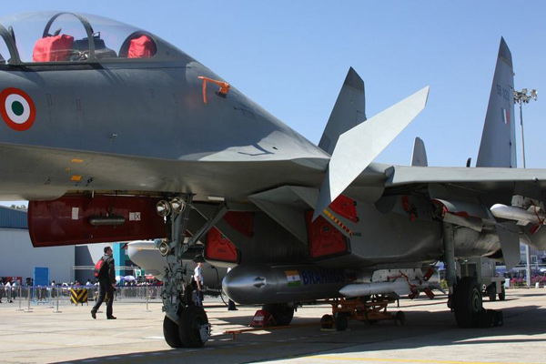 Ấn Độ đang có kế hoạch sẽ trang bị tên lửa BrahMos cho 40 chiến đấu cơ Su-30MKI Flanker-H.