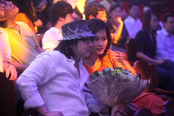  Chỉ biết, ông xã của Đỗ Hải Yến là một doanh nhân, người gốc miền Trung, kinh doanh gỗ và bất động sản. 