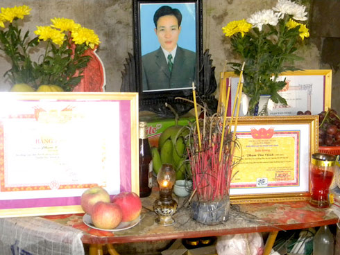 Di ảnh anh Phạm Văn Chính