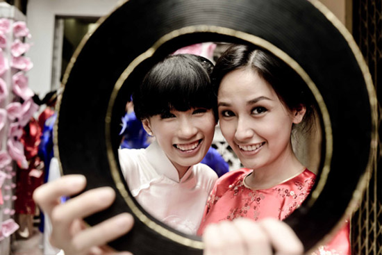 Không chỉ bê lễ, Mai Phương Thúy còn nhận lời cùng Hoa hậu Ngọc Hân làm phù dâu cho Hà Đăng trong đám cưới.