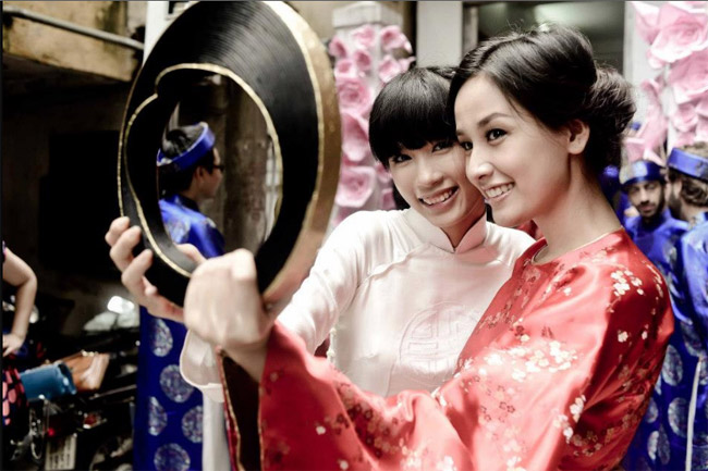 Tuy nhiên khi được hỏi về dự định cho ngày vui của mình, Mai Phương Thúy chỉ cười trừ. Cô muốn tập trung vào các công việc xã hội trước khi trở thành người phụ nữ của gia đình.