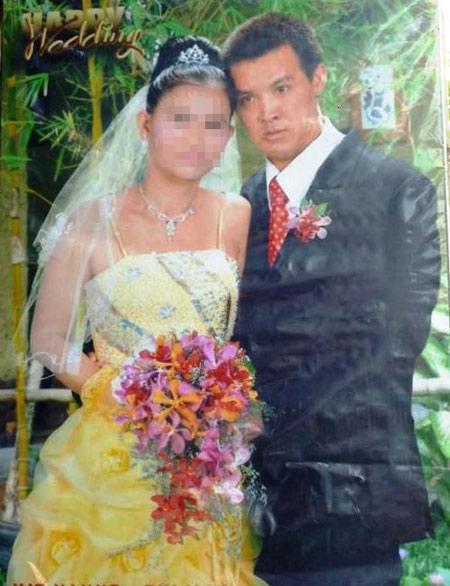 Hình ảnh chị M bên người chồng “khùng” Xie Nanhe