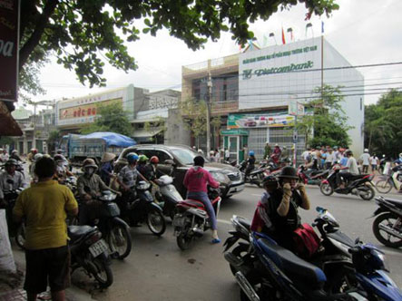 Phòng giao dịch Vietcombank, nơi xảy ra vụ giật nợ