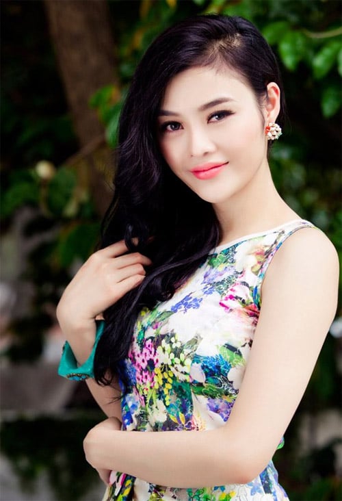 Julia Hồ: 