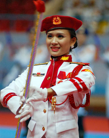 Phần trình diễn của nữ quân nhân trong đoàn Nghi lễ QĐND Việt Nam 