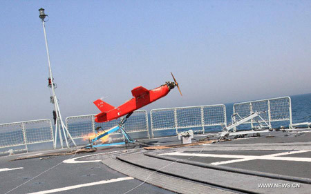 UAV trinh sát được phóng từ 1 chiến hạm của Hải quân Trung Quốc