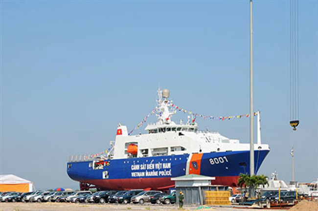 Sáng 23/10, Cục Cảnh sát biển Việt Nam, Nhà máy Z189 và hãng DAMEN (Hà Lan) đã thực hiện lễ hạ thủy tàu DN 2000 mang phiên hiệu CSB 8001. Đây là tàu CSB lớn nhất được Việt Nam tự đóng mới và hạ thủy. 