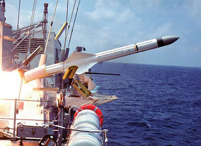 Tàu hộ tống lớp Sigma có lượng giãn nước tiêu chuẩn 1.692 tấn, dài 90,7m và rộng 13m. Tàu này được trang bị bốn bệ phóng tên lửa chống hạm MM40 Block 2, hai bệ phóng tên lửa phòng không có điều khiển Mistral, pháo và ngư lôi chống tàu ngầm. Tàu Sigma cũng có sân bay dành cho trực thăng.