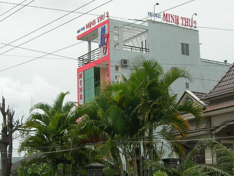 Nhà nghỉ Minh Thư 2, trên đường Dương Minh Quang, TP. Sóc Trăng nơi Vĩnh phạm tội