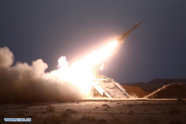 Trong cuộc tập trận phòng không quy mô lớn Velayat-4, quân đội Iran đã trình làng nhiều hệ thống tên lửa và pháo mới do nước này tự sản xuất.