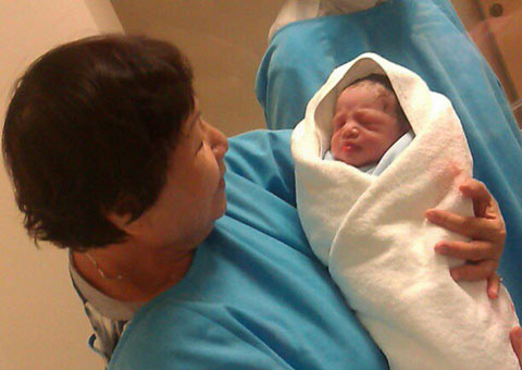 Khi bé Bella (tên gọi thân mật của em bé) vừa chào đời, ông bầu Quang Huy đã khẳng định: 