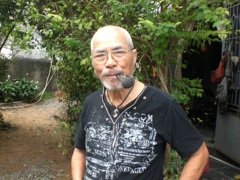 Nhà thơ Phan Vũ
