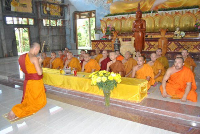 Thượng tọa Thích Bửu Chánh, Phó trưởng ban trị sự Tỉnh hội Phật giáo Đồng Nai (THPGĐN) phụ trách Phật giáo Nam tông, trụ trì Thiền viện Phước Sơn cho biết: 