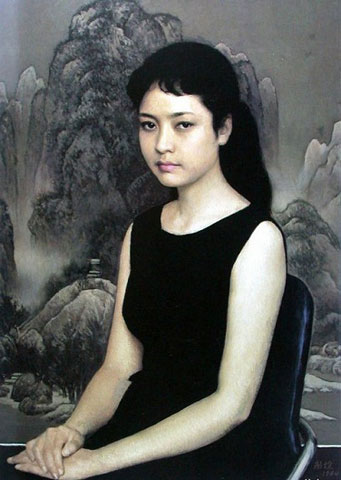Theo Thời Báo Hoàn Cầu, bà Bành sinh năm 1962, quê tỉnh Sơn Đông. Bà là một ngôi sao nhạc dân tộc và nhạc cách mạng nổi tiếng ở Trung Quốc và được mệnh danh là “giọng hát chốn tiên cảnh”. Bà Bành luôn là tâm điểm của các chương trình biểu diễn trực tiếp trên CCTV vào các đêm giao thừa.