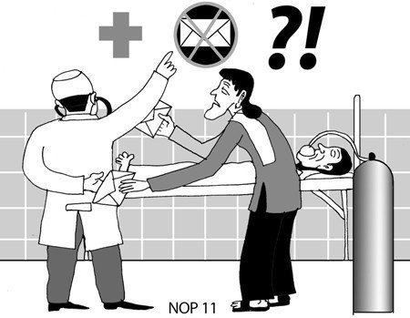 Việc nói người dân đừng đưa phong bì, rồi phải chụp hình, ghi lại thì tôi thấy những giải pháp như vậy không khả thi.