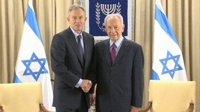  Trước đó, ngày 19/11, đặc phái viên Trung Đông Tony Blair đã có cuộc gặp với Tổng thống Israel Shimon Perez tại Jerusalem trong bối cảnh các vụ bắn phá xuyên biên giới giữa các tay súng trên dải Gaza và Israel vẫn tiếp diễn. Mục đích cuộc gặp lần này giữa hai nhà lãnh đạo là để tăng cường những nỗ lực ngoại giao nhằm chấm dứt các cuộc giao tranh giữa hai bên.  Đặc phái viên Trung Đông Tony Blair và Tổng thống Israel Shimon Perez