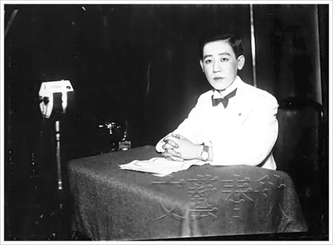 Kawashima Yoshiko còn có tên là Kim Bích Huy, là nữ gián điệp nổi tiếng của Nhật Bản hoạt động tại Trung Quốc trong thế chiến thứ nhất.