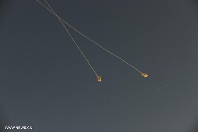 Theo Bộ Quốc phòng Israel, mỗi lần phóng một tên lửa đánh chặn là nhà nước Do Thái  phải tiêu tốn hàng chục ngàn USD. 