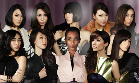 Thùy Trang tóc ngắn xuất hiện tại cuộc thi Asias Next Top Model tại Singapore